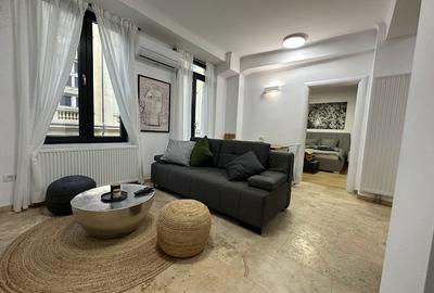 In the center, on a quiet pedestrian street, fully equipped, 2 amazing rooms - 5
