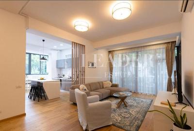 Apartament cu 3 camere decomandat în Aviației
