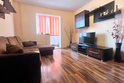 Apartament cu 3 camere semidecomandat în Vlahuță