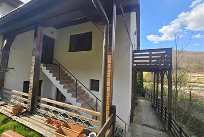 Resita Casa cu Teren Drept 500 Mp retrasa la marginea padurii - 19