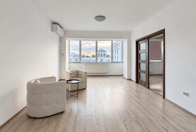 Apartament cu 3 camere semidecomandat, mobilat în Calea Victoriei