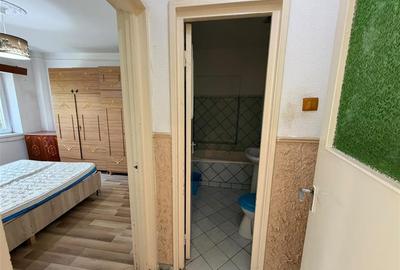 Apartament 2 camere, etaj 2, Zona Scoala 7 - 9