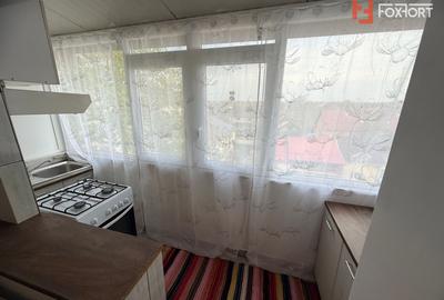 Apartament cu 2 camere si balcon de 4 mp, zona Buziasului - 4