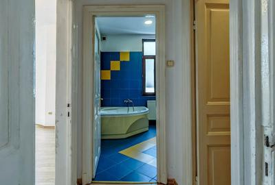 Vilă spațioasă de închiriat, 11 camere, București - 12
