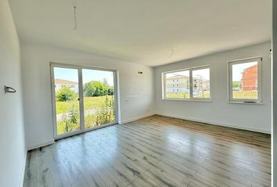 Apartament cu 2 camere decomandat în Giroc