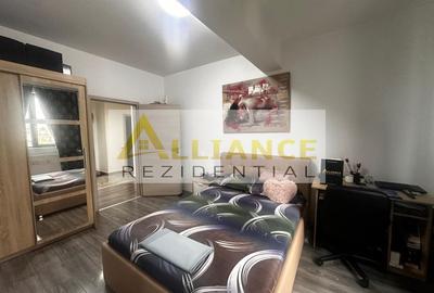 Apartament cu 3 camere decomandat în Berceni