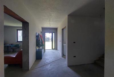 PRET REDUS!!! Casa parter cu pod mansardabil in Livada - 3