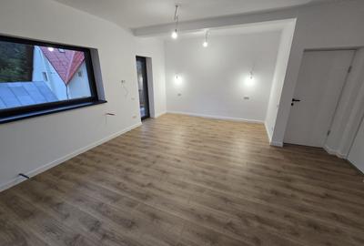 Apartament cu 4 camere 125 mp (4 garsoniere) la cheie + 60 mp pod - Busteni - 14