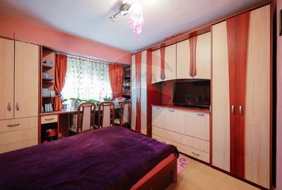 Apartament cu 4 camere, de vânzare în zona Rogerius - 5