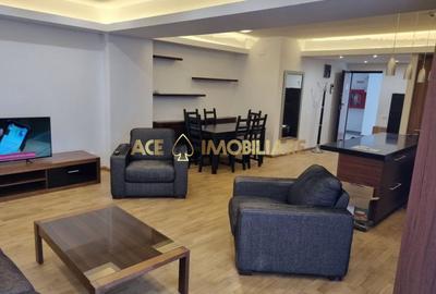 Apartament cu 3 camere semidecomandat, mobilat în Ștefan cel Mare