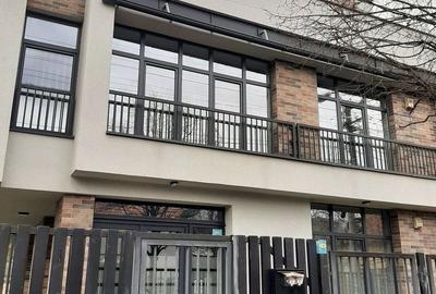 Casă modernă 335 mp, situată în zona veche din Andrei Mureșanu - 1