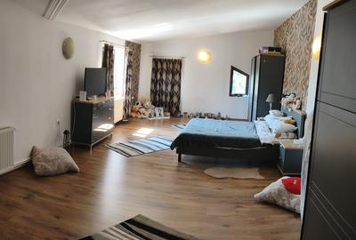 Casa la cheie,zona Doraly Mall- - 9