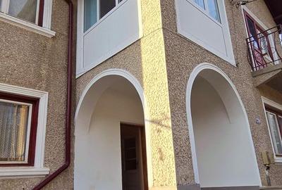 Pucioasa Dambovita,  zona centrala, vanzare casa si teren - 4