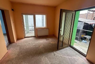 Cristian Sibiu, Apartament-2 camere 84 mp, etaj 1 - 9