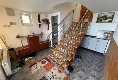 Apartament 4 camere cu scara interioara,  zona Cetate - 11