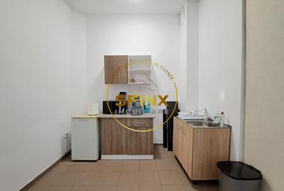 De inchiriat Spatiu Comercial stradal | 82 mp | 2 intrari - 6