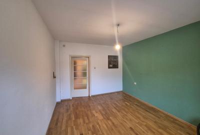 Vand casa 2 camere Moroasa - 1