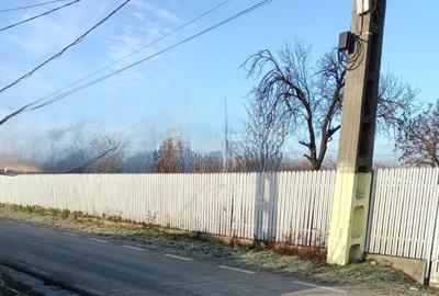 Teren Construcții intravilan de 911 mp, în