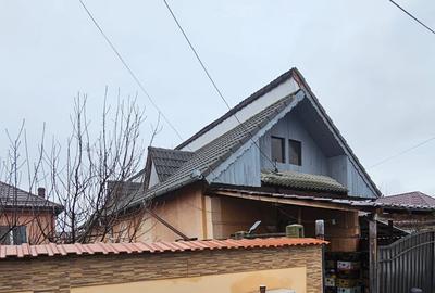 Casă individuală cu 3 camere în Brestei