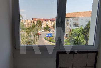 Apartament 3 camere, zona Penny Cireșica – etaj 3, semidecomandat - 16
