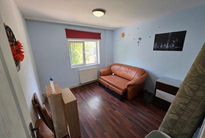 Apartament 2 camere(transformat in 3) zona CET - 3
