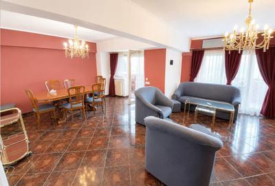 Duplex situat pe bd. Unirii, mobilat, are sauna si terasa - 1