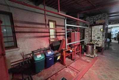 Casa cu hala productie 380V, 100kw putere instalata Bd. Jiului - 8