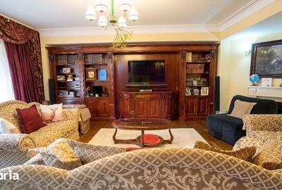 Apartament cu 4 camere decomandat în Clăbucet