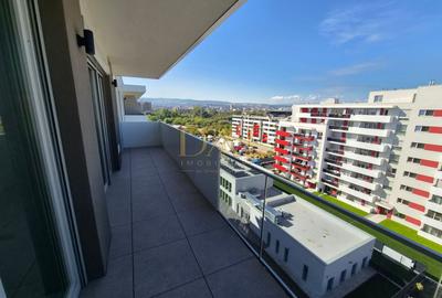 Apartament cu 4 camere semidecomandat în Iris