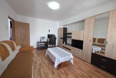 Inchirieri Apartamente 3 camere CARTIERE MILITARI - 5