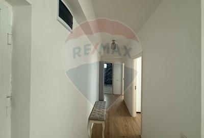 Apartament cu 3 camere de închiriat în Mamaia Nord - 7