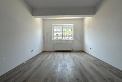 Apartament cu 3 camere decomandat în Fundeni