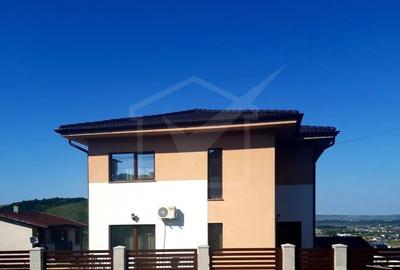 Casă individuală cu 4 camere în Apahida