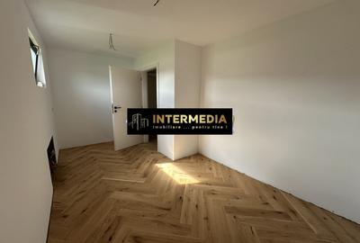 Casa Noua P+1 550 mp teren 3 bai 4 dormitoare Garaj Finisata intern mobila buc - 14