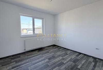 Casa Individuala - 5 camere - 2 bai - 468mp teren - 12