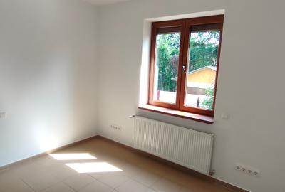 Centru,se vinde apartament decomanadat cu doua camere, pret 58000 euro. - 6