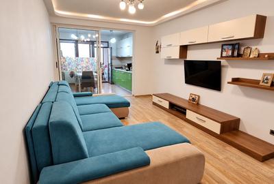 Zona Coresi, complex Isaran, apartament cu 3 camere de 82mp, 176000 E - 3