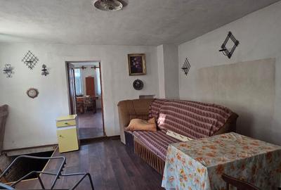 Casa in Zarnesti, constructie din caramida D+P si anexa, teren 569 mp - 6