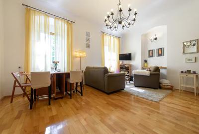 Centrul Istoric, apartament cu 2 camere in conditii deosebite. - 4