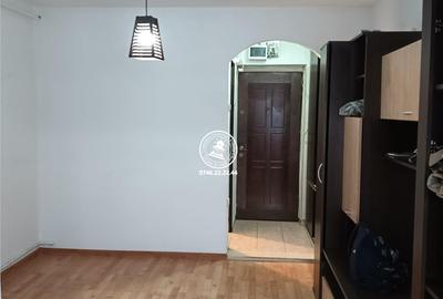 Garsonieră decomandată în Galata