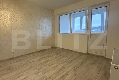 Apartament cu 3 camere decomandat în Dâmbu Pietros