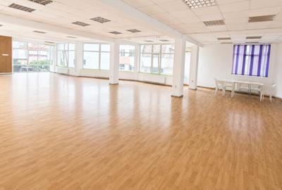 Spațiu comercial, de 175 mp, în Central