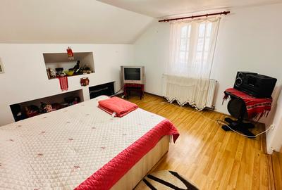 Casa P+ 1  4 cam  180 mp - 9