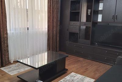 Apartament cu 2 camere decomandat, mobilat în Aurel Vlaicu
