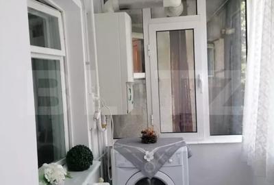 Apartament cu 2 camere decomandat, mobilat în Nicolina
