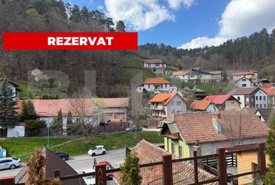Casă individuală cu 2 camere în Schei
