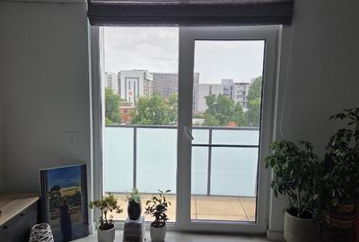  Închiriez apartament utilat și mobilat lux, ansamblu rezidențial Sweet Green 