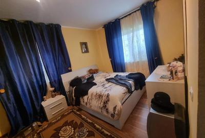 CASA CU ETAJ IN CENTRU - 9