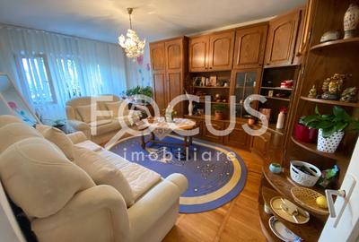 Apartament cu 3 camere decomandat, mobilat în Freidorf