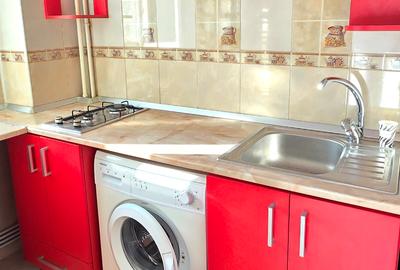 RENOVATA! Garsoniera, etaj 1, CENTRALA termica, mobilata, utilata, Galata - 1